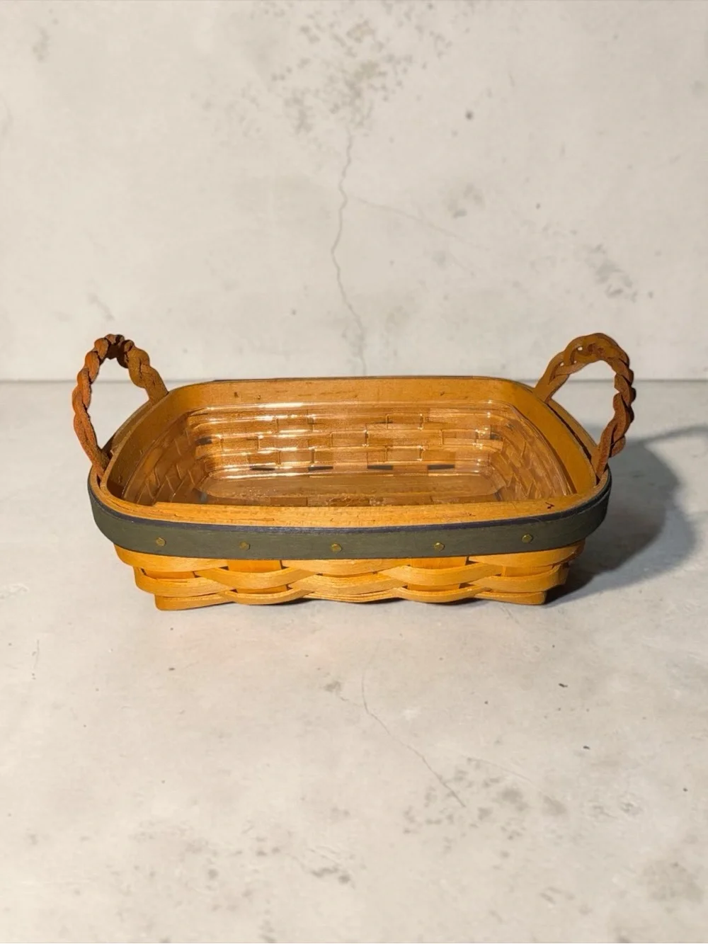 VINTAGE Longaberger Collectors Club Renew Basket 2002